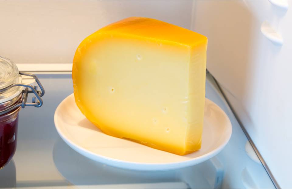 The Manufacturer Revealed A Trick To Keep Cheese Fresh And Tasty In The the-manufacturer-revealed-a-trick-to-keep-cheese-fresh-and-tasty-in-the