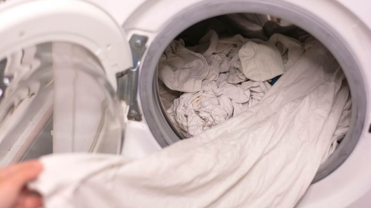 Jak vybělit prádlo v pračce?