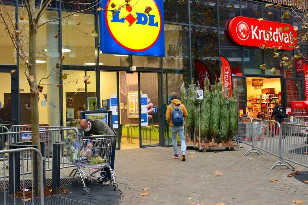 Lidl parádně navýšil platy prodavačkám. Už berou pěkný balík, ale po roce končí. Ukázalo se, co tam musí dělat