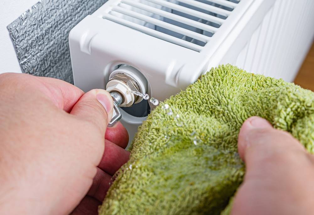 How to Efficiently Vent Your Radiators for Optimal Heating Performance